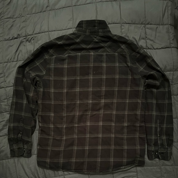 Button up flannel from Voyager - Picture 2 of 5